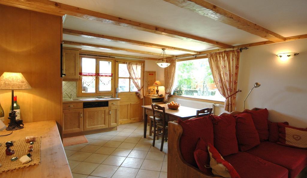 Appart 4 Pers 3 Etoiles Proximite Lac Et Remontees Courchevel Le Praz - Arrayanes Quarto foto