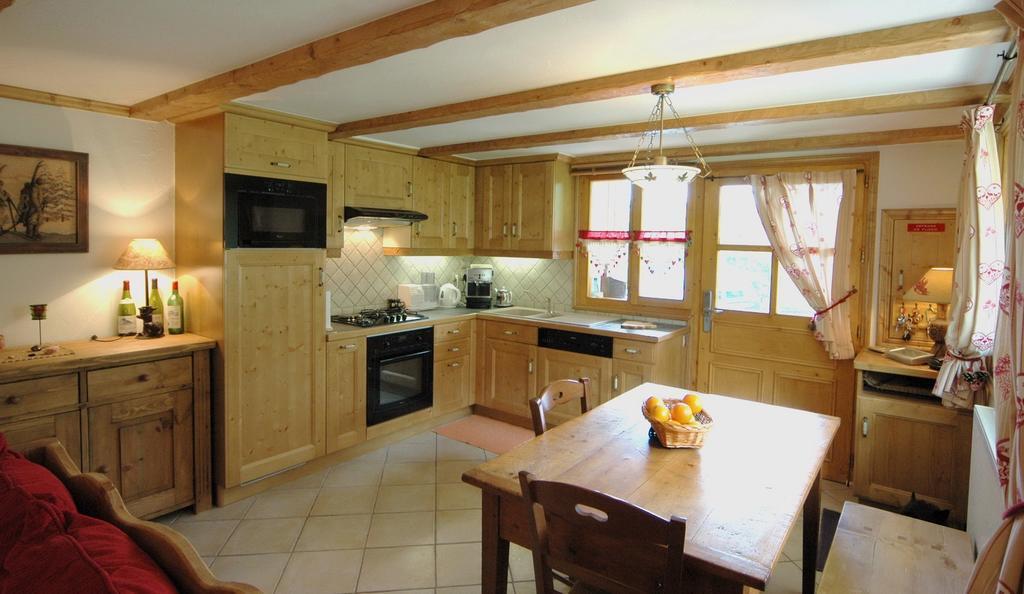 Appart 4 Pers 3 Etoiles Proximite Lac Et Remontees Courchevel Le Praz - Arrayanes Quarto foto
